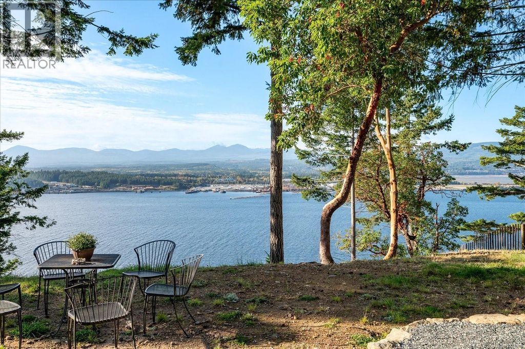 1306 Harrison Way, Gabriola Island