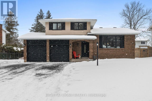 12 Butterfield Road, Ottawa