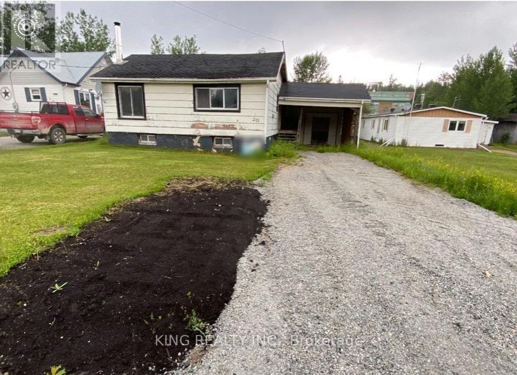 201 Third Avenue, Hornepayne