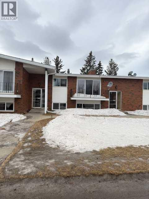 202, 11114 Hoppe Avenue, Grande Cache