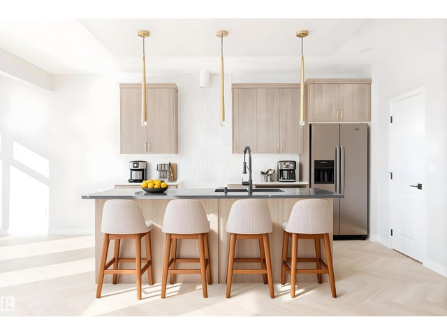 6315 27 Av Sw, Edmonton