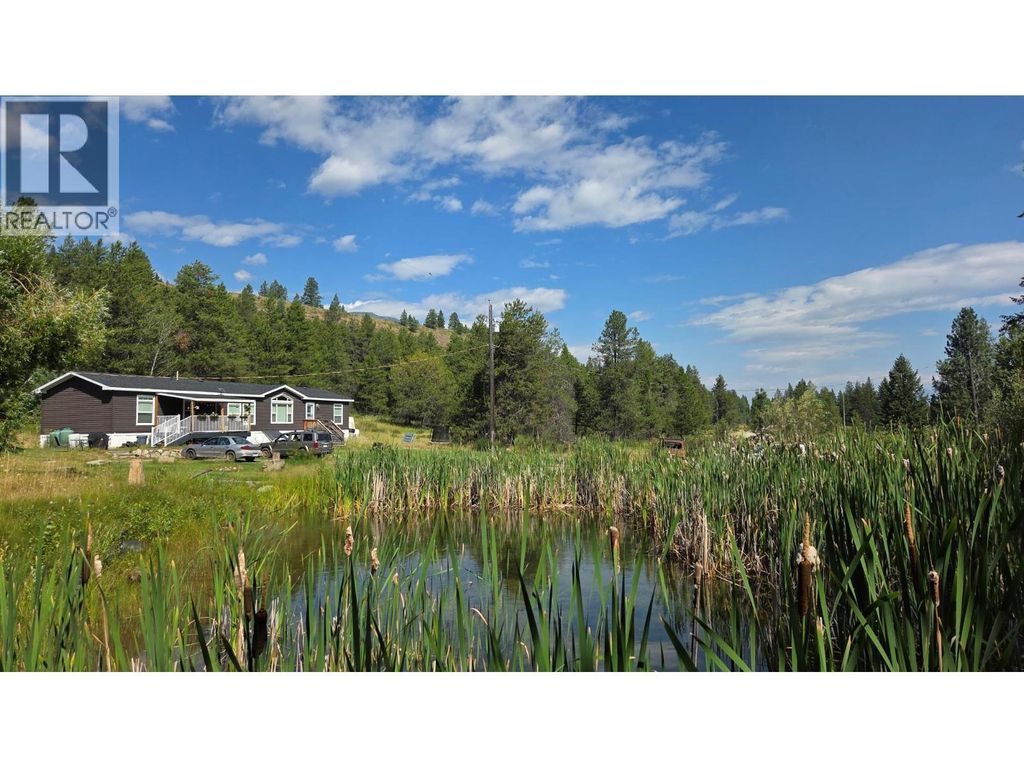 4067 Torrent Road, Skookumchuck