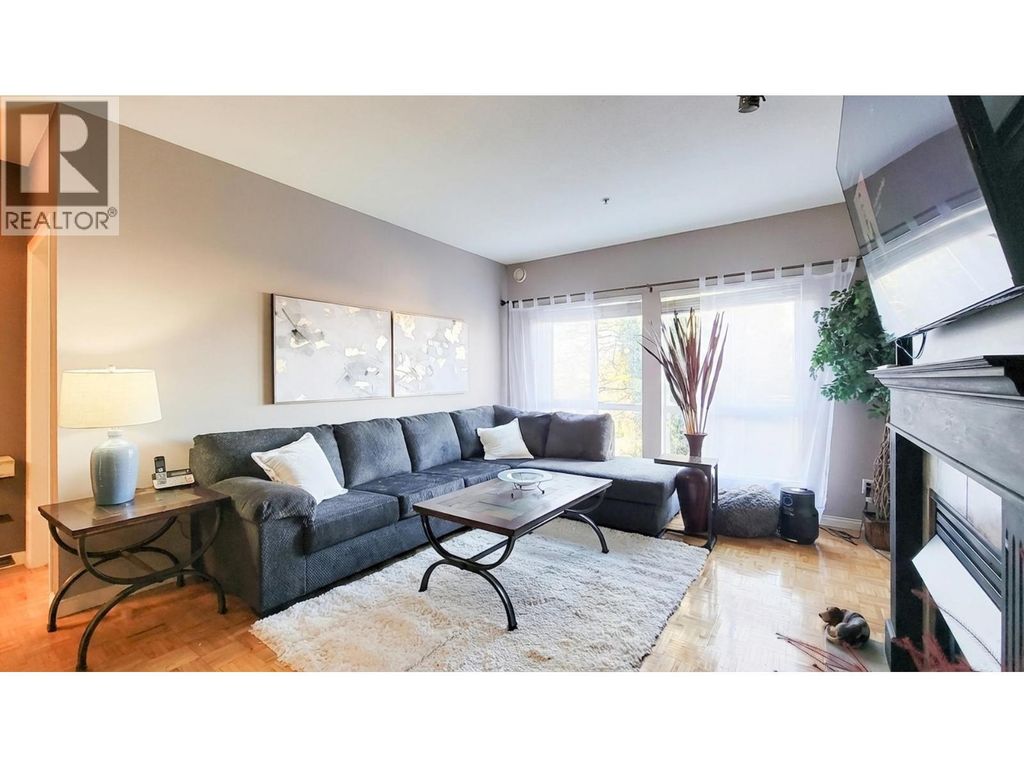 202 19091 Mcmyn Road, Pitt Meadows
