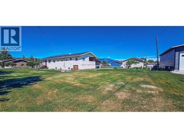 4771 Baillie Grohman Avenue, Canal Flats