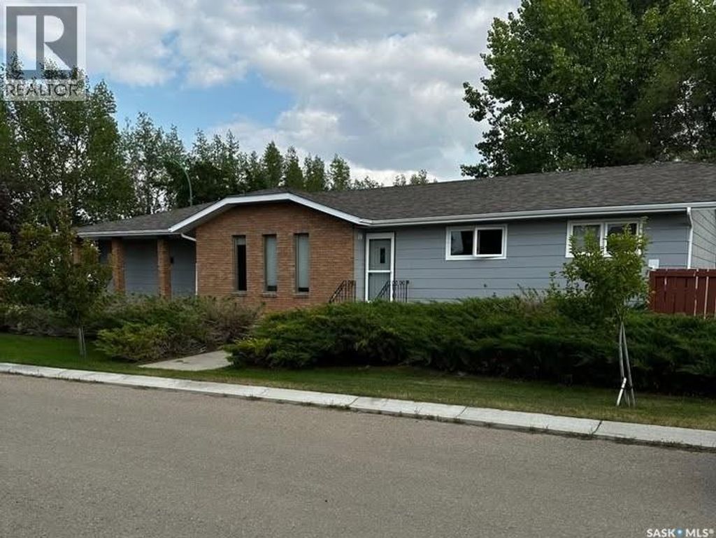 797 4th Street W, Shaunavon