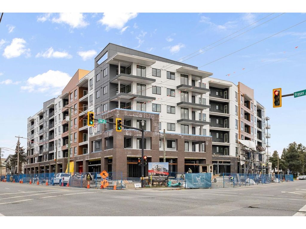 615 20769 Fraser Highway, Langley