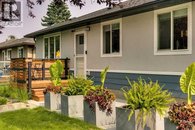 2444 45 Street Se, Calgary