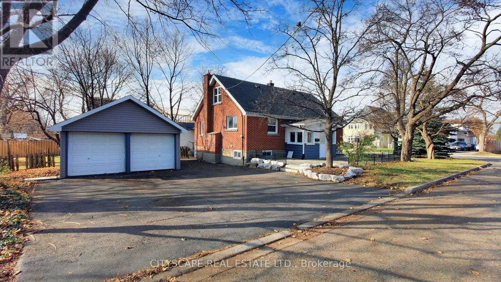39 Woodward Avenue, Brampton (brampton North)