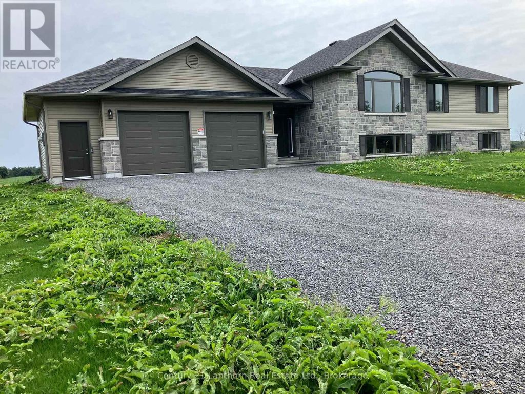 1848 County Road 7, Prince Edward County (north Marysburg Ward)