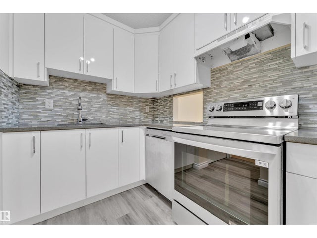 #5 3855 76 St Nw, Edmonton