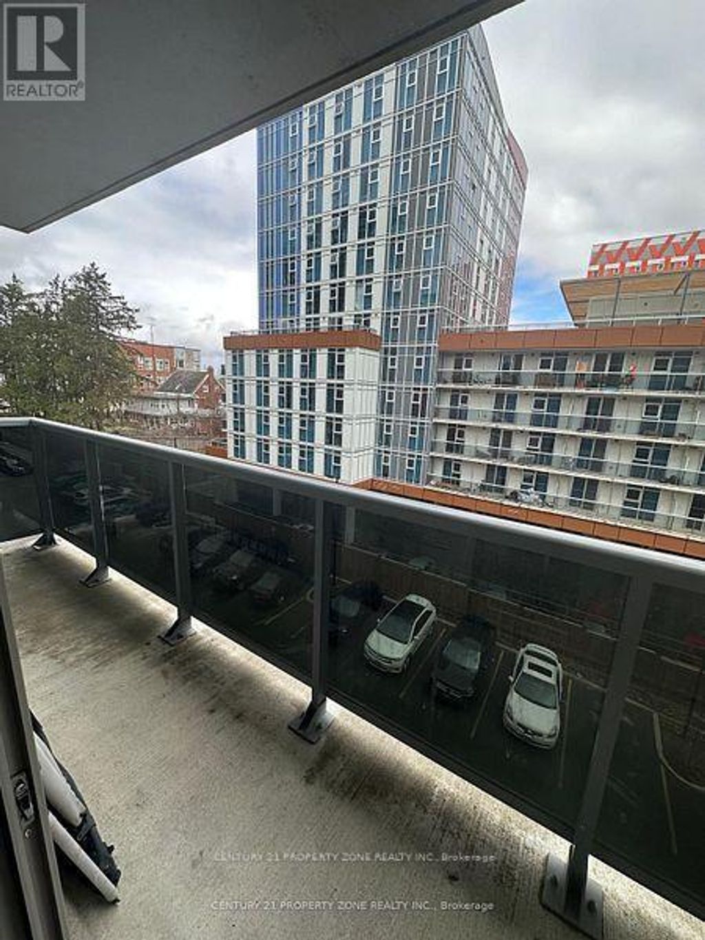 162 - 258a Sunview Street, Waterloo