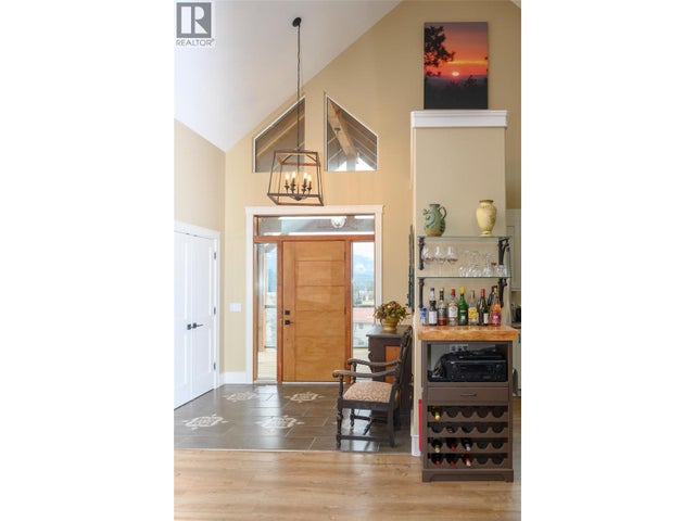 5112 Riverview Close, Fairmont Hot Springs