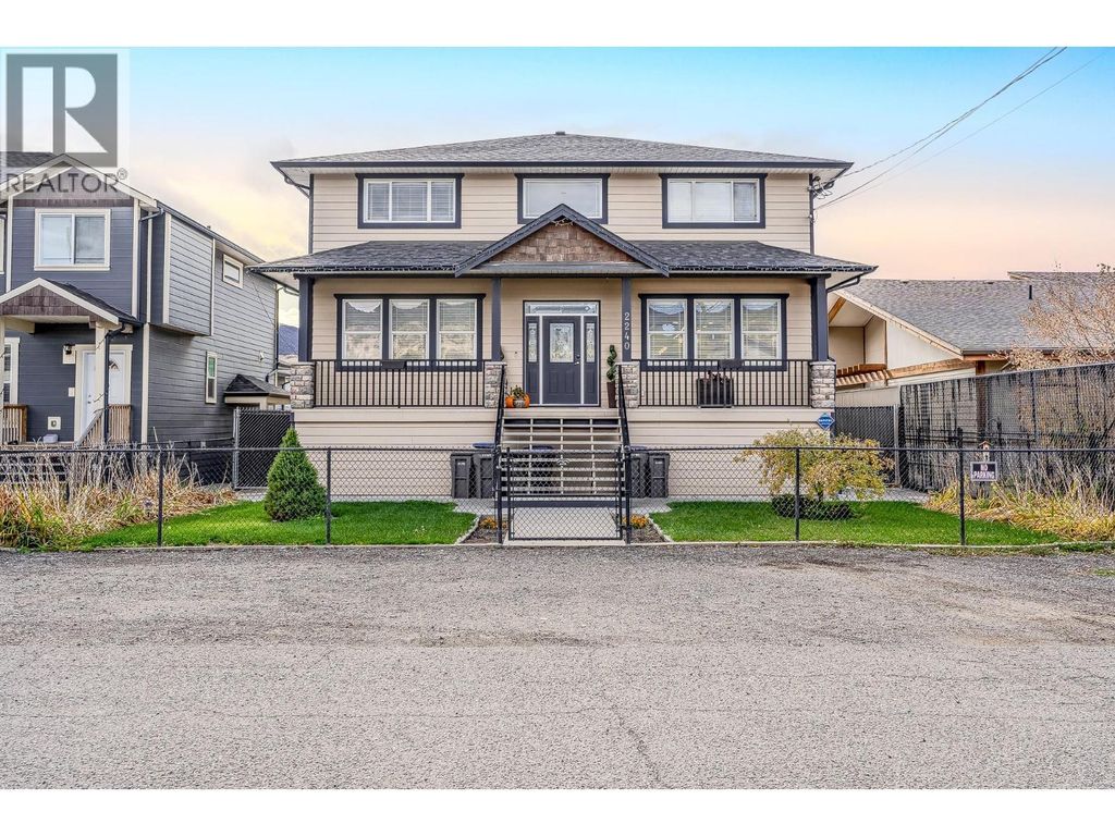 2240 Jackson Avenue, Merritt