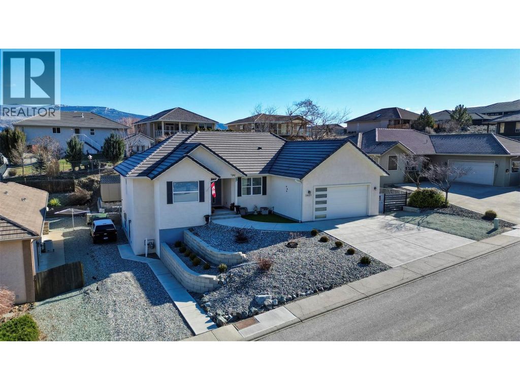 3807 Fairwinds Drive, Osoyoos