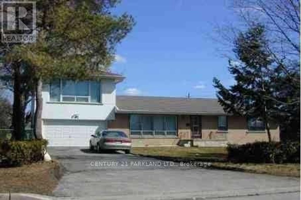 Main Floor - 95 Fairglen Avenue, Toronto (l'amoreaux)