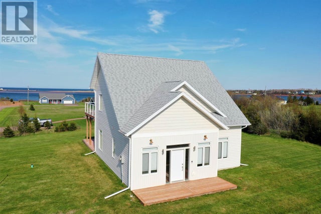 32 Blue Heron Crescent, North Rustico