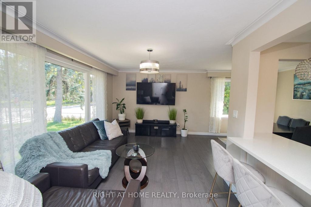 65 Bridgenorth Crescent, Toronto (thistletown-Beaumonde Heights)