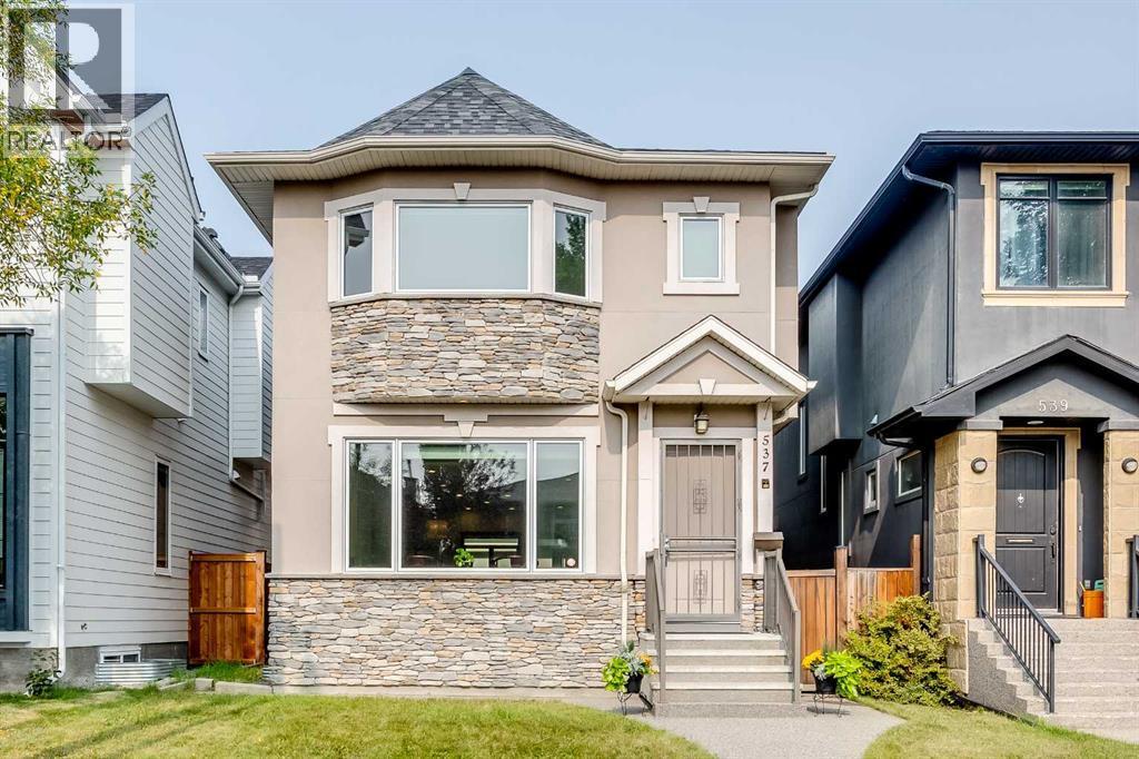 537 34a Street Nw, Calgary