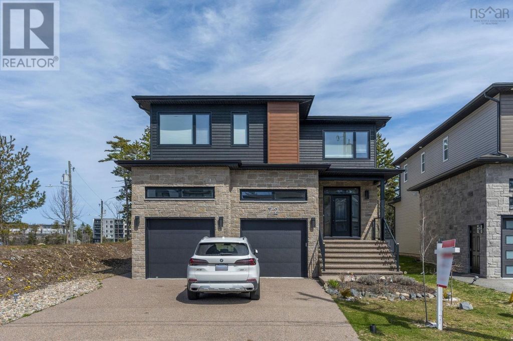 72 Bristolton Avenue, Bedford