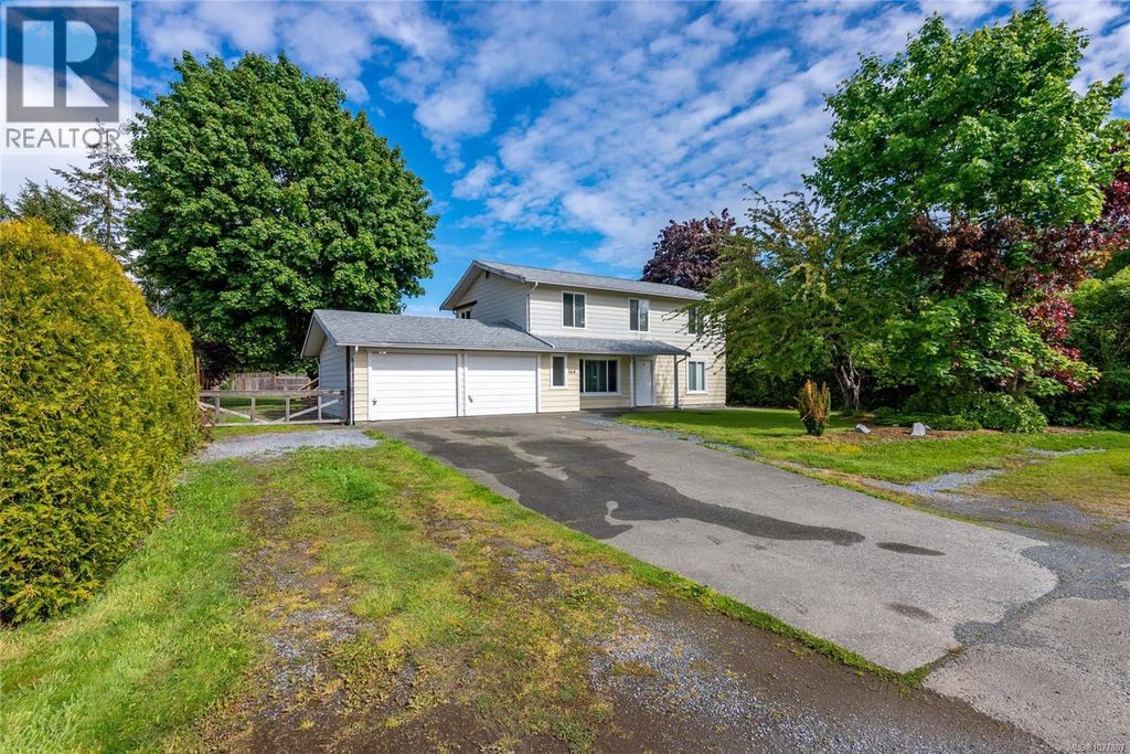 164 Crawford Rd, Campbell River