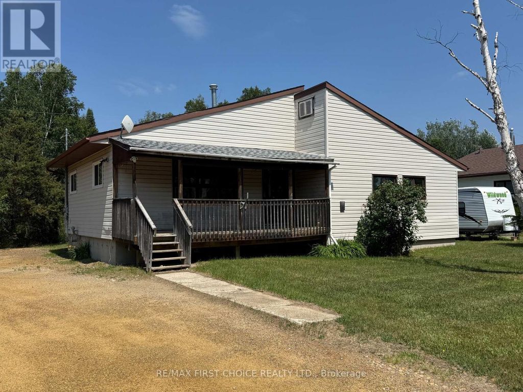 14 Superior Avenue, Ignace (tb-68)