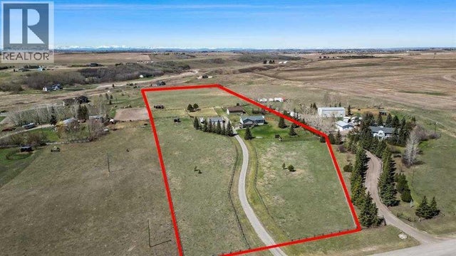 306023 92 Street E, De Winton