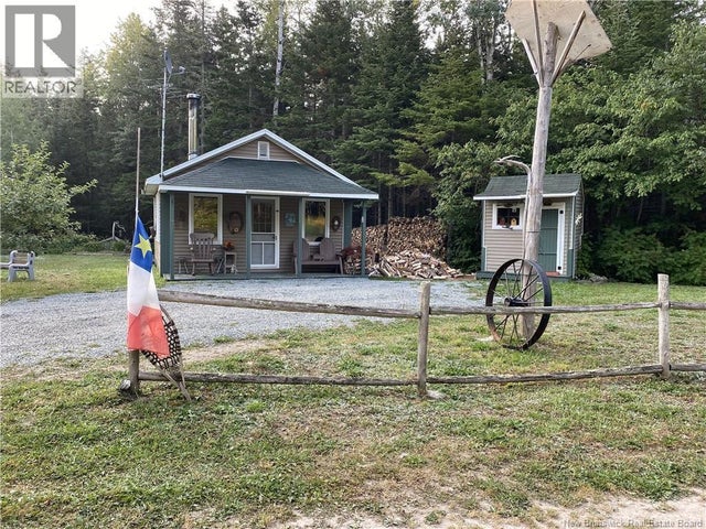 560 Cd Rue Principale, Beresford