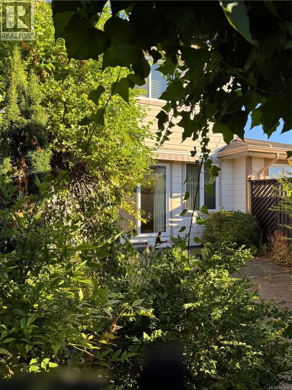 26 2055 Galerno Rd, Campbell River