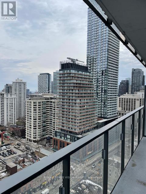 1701 - 11 Wellesley Street W, Toronto (bay Street Corridor)