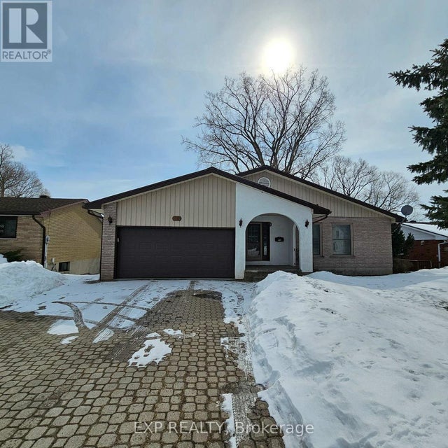 210 Main Street, Deseronto (deseronto (town))