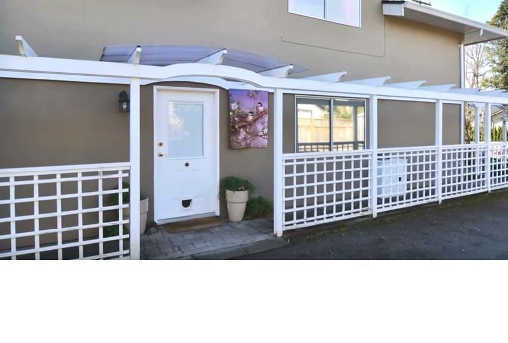 1522 Nichol Road, White Rock