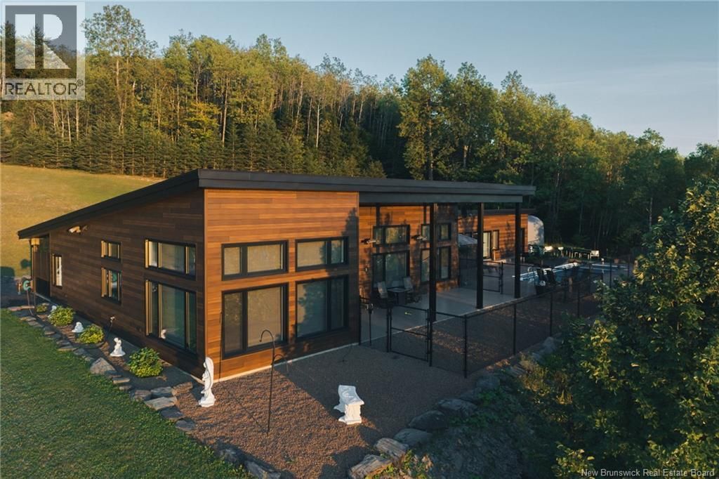 83 Maxime Road, Saint-Jacques