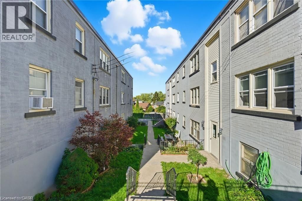 1759 King Street E Unit# 33, Hamilton
