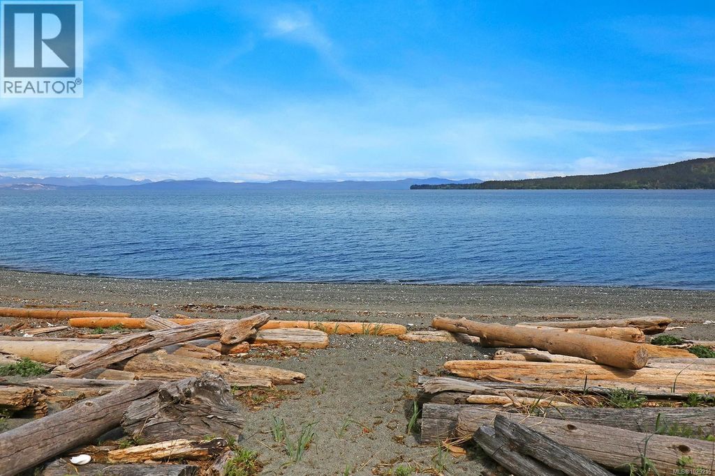 1550 Dalziel Rd, Denman Island