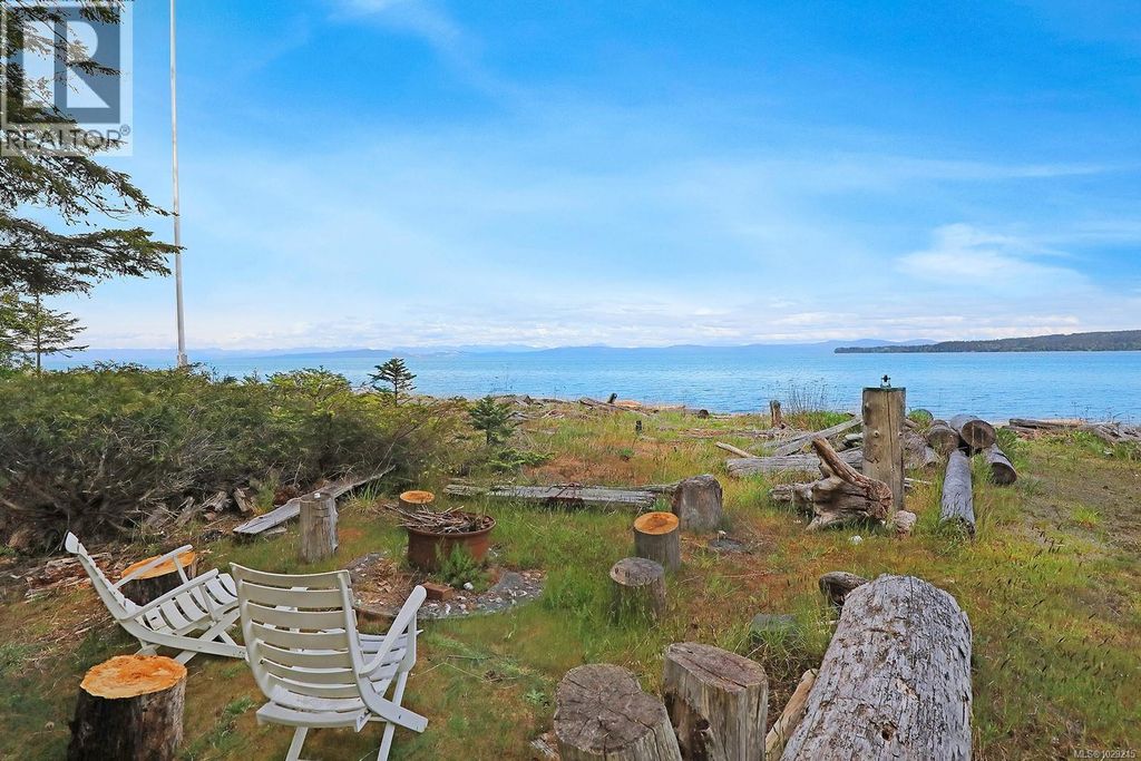 1550 Dalziel Rd, Denman Island