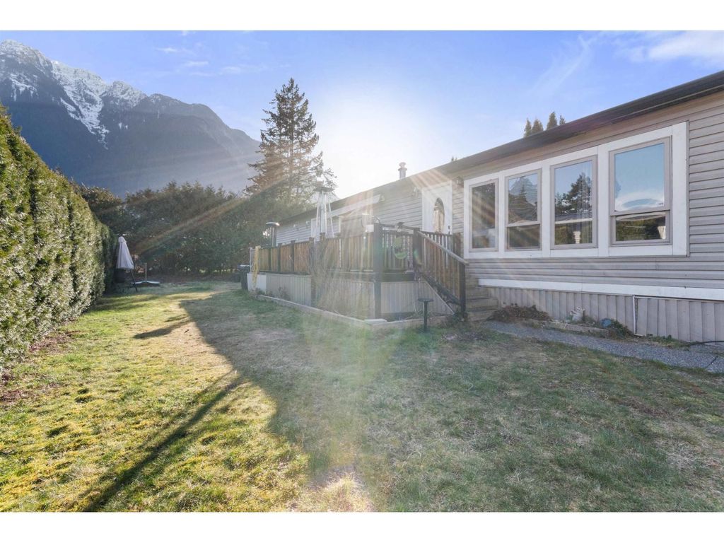 111 65367 Kawkawa Lake Road|hope, Hope