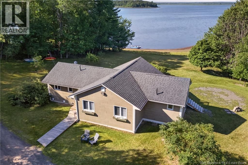 30 Ladybug Lane, Lakeville Corner