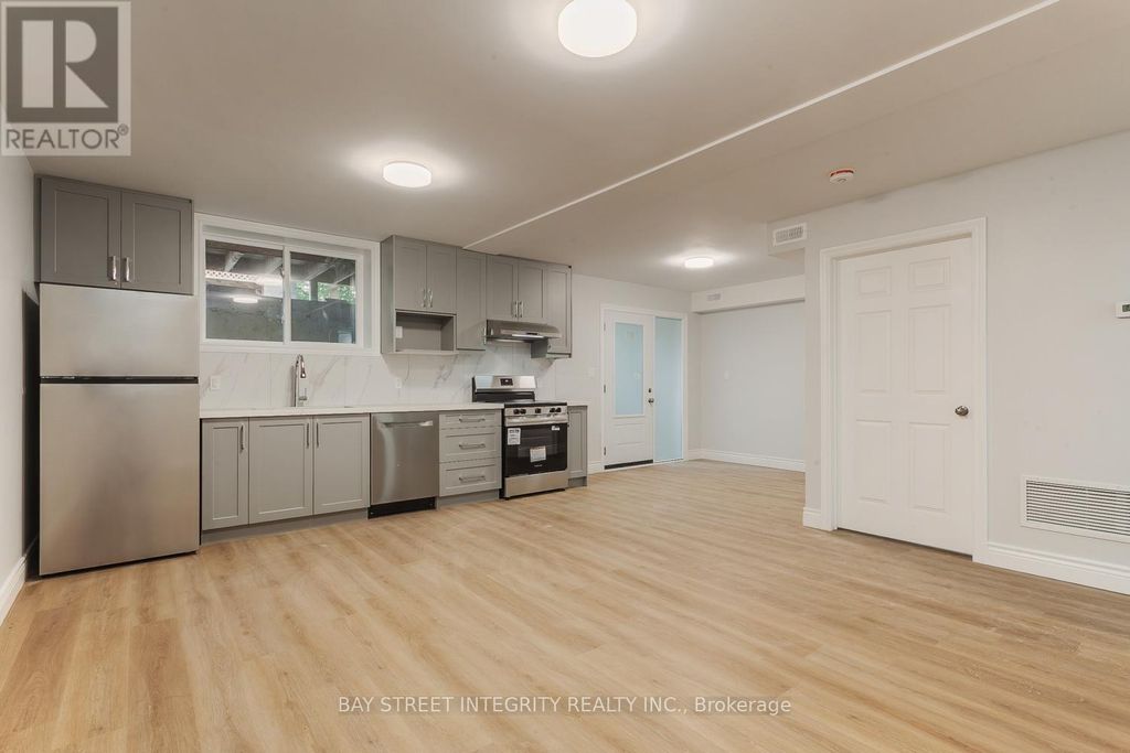 Lower - 459 Palmerston Boulevard, Toronto (palmerston-Little Italy)