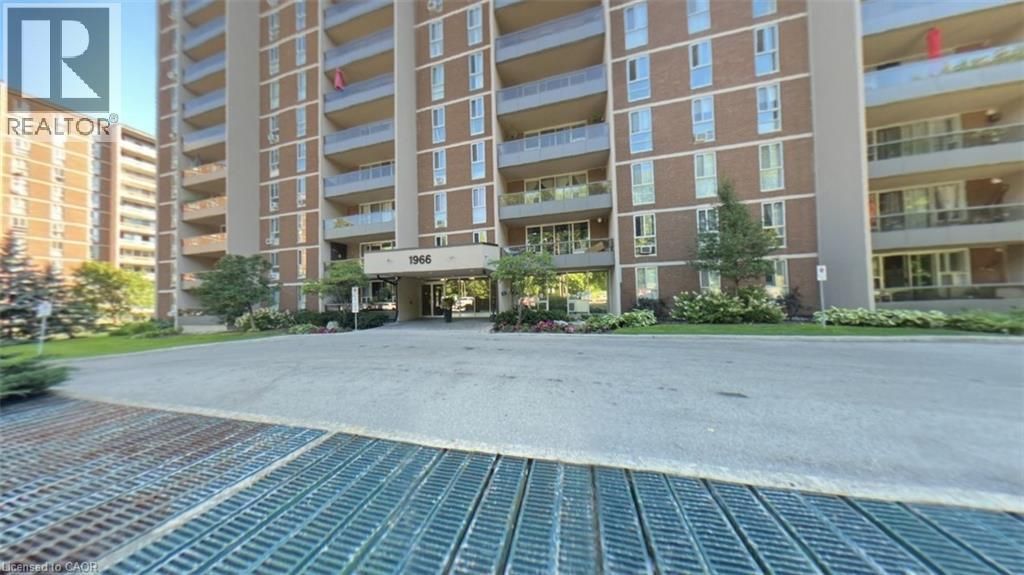 1966 Main Street Unit# 306, Hamilton