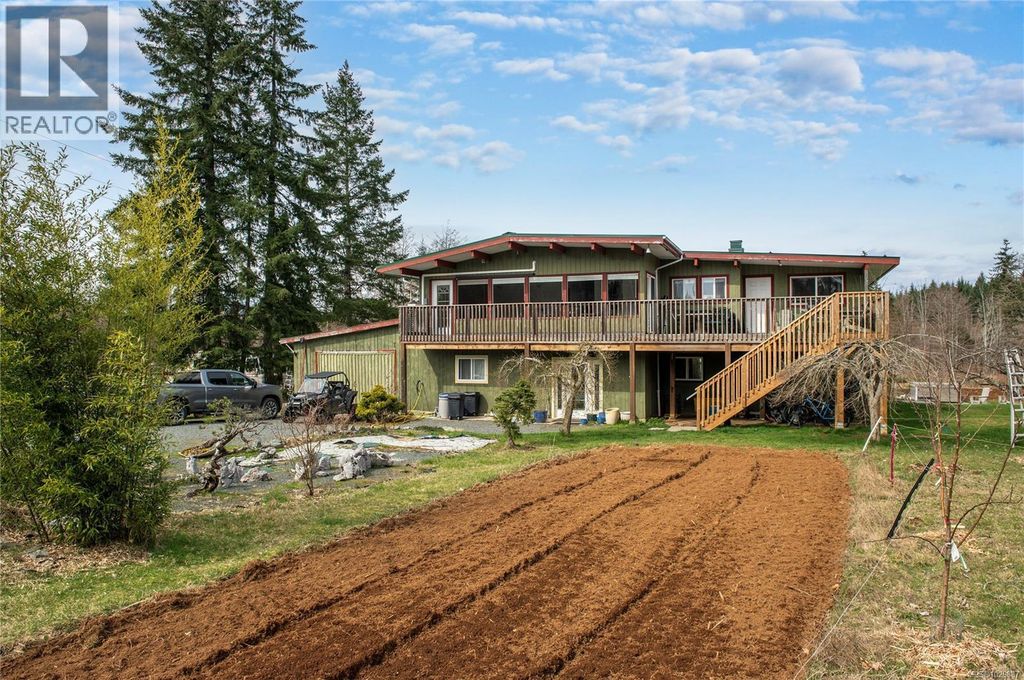 4010 Deerfield Rd, Campbell River