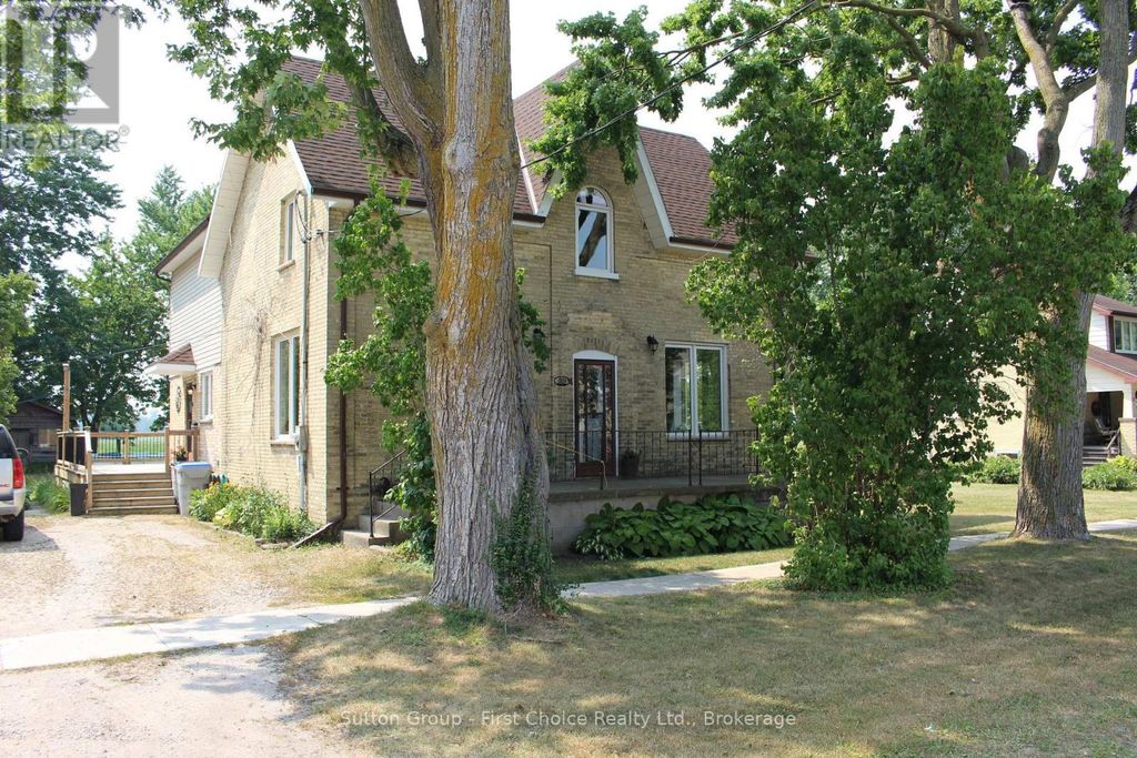 30 King Street N, South Huron (stephen)