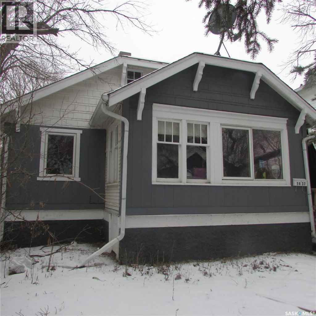 1437 Elphinstone Street, Regina