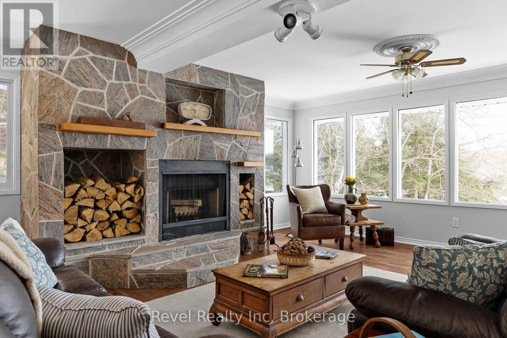 75 Silver Point Drive, Seguin