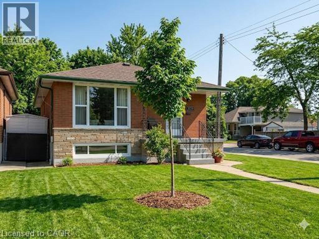 1224 Dunsmure Road, Hamilton