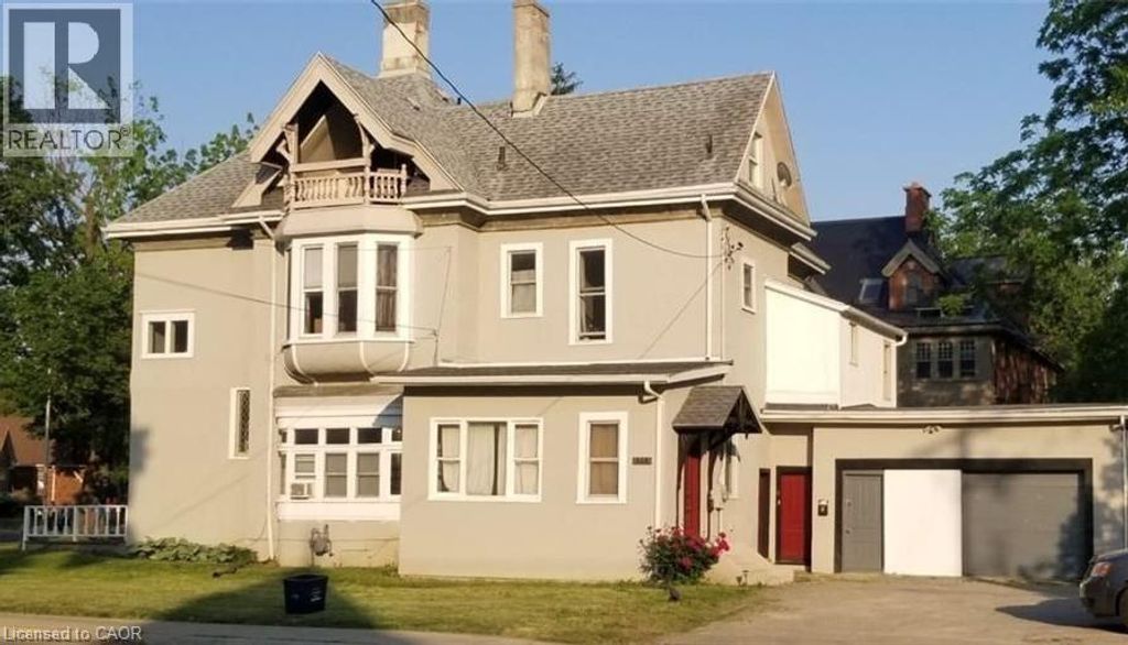 448 W King Street W, Chatham