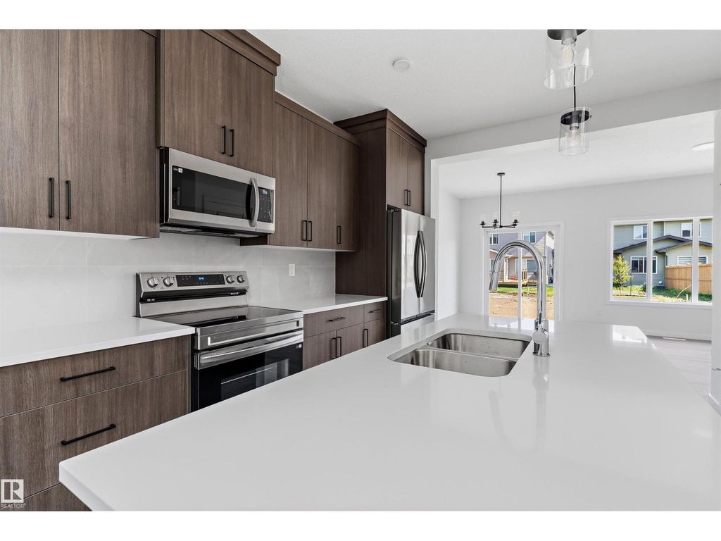 18119 74 St Nw, Edmonton