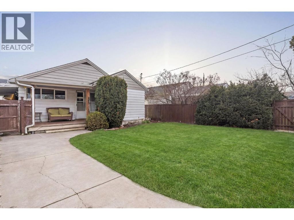 2284 Aberdeen Street, Kelowna