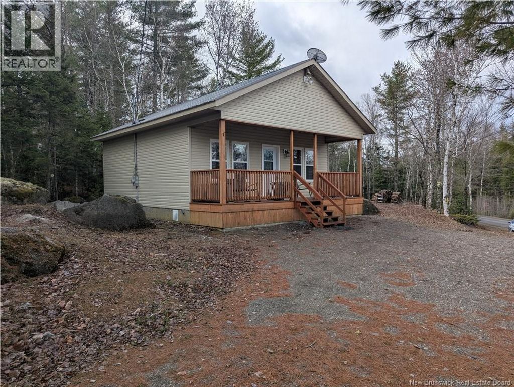 3837 Route 122, Fosterville