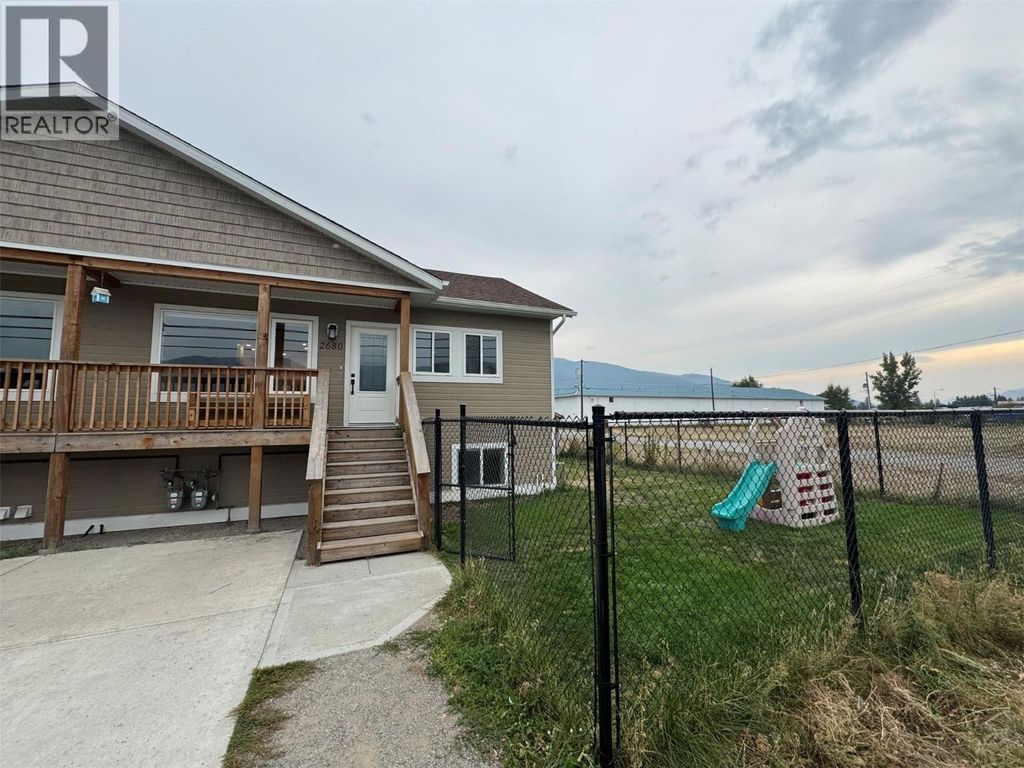 2680 75 Avenue Unit# B, Grand Forks