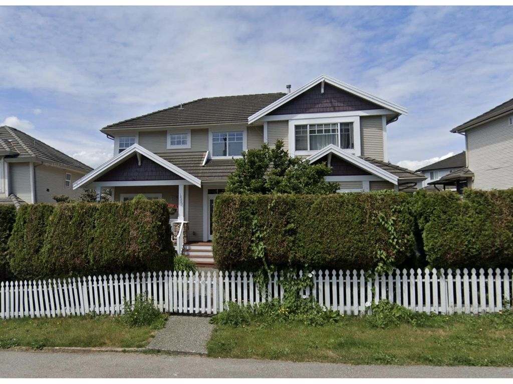 18267 64 Avenue, Surrey
